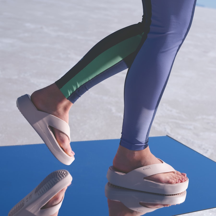 Crocs - Getaway Platform Flip for Women